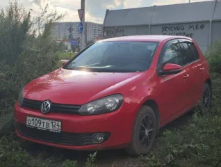 Автомобиль Volkswagen Golf 2010 года выпуска, госномер О109ТВ124, VIN XW8ZZZ1KZAG001765. Отсутствует аккумулятор.