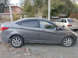 Hyundai Solaris 2016, VIN: Z94CT41DAHR556260.