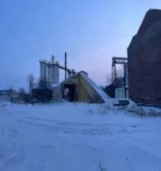 Строения и имущество, находящееся внутри строений, расположенные по адресу: Хабаровский край, г. Комсомольск-на-Амуре, Амурское ш., д. 3. Здание. Цех по производству СБЖК, литер К, условный номер: 27:22:0020902:95, метраж – 1447,90 кв.м.; Здание. Цех арматурный на базе КМО в р-не моста через р…