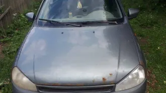 Автомобиль Лада 111930 Лада калина 2010 года выпуска, VIN ХТА111930А0122803, модель двигателя 11183 5286430, госномер Н769УМ32, регион, свидетельство о регистрации 99 41 509778, цвет темно-серый металлик, ПТС 39 ТХ 033788. Автомобиль не на ходу, требуются сварочные работы по машине.