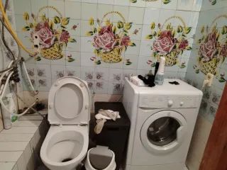 Жилой дом, площадью 88 кв.м., по адресу: Саратовская область, г. Хвалынск, ул. Росреспублики, д.7 Б, с кадастровым номером: 64:49:010704:37. Земельный участок, площадью 141 кв.м., по адресу: Саратовская область, г. Хвалынск, ул. Росреспублики, д.7 Б, с кадастровым номером: 64:49:010704:36…
