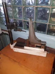 Б/у пресса механические ЭКП-5М. Пресса б/у разукомплектованы: механический однокривошпиндельный-1шт. однокривошпиндельный К-20-1шт. Электроклепальный ЭКП-5М-1шт. (уличное хранение).