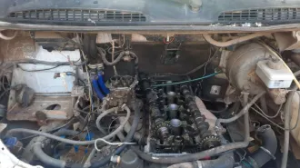 ГАЗ 3302, 2004 легковой автомобиль, марка: ГАЗ, модель: 3302, год изготовления: 2004, цвет: серебристый серо-зеленый, VIN: ХТН33020042016199, г/н: М425МС30. Особенности тех. состояния: коррозия по всему кузову, отсутствует навесное оборудование двигателя, двигатель разукомплектован, отсутствуют…