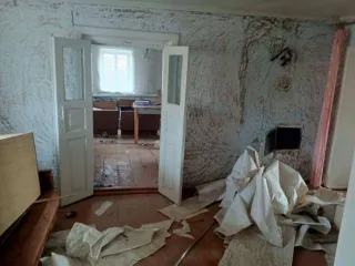 Дом 66,5 м² и земельный участок 2620 м², Ставропольский край, Благодарненский р-н, с Сотниковское, ул Пролетарская, д.91, кад. № 26:13:161201:866, земельный участок 2620 м², кад. № 26:13:161201:737. Должник не проблематичный, осмотр возможен.