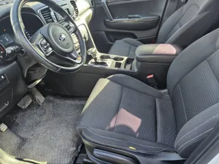 Kia Sportage 2017, автомобиль марки KIA модель Sportage, 2017 г.в. VIN-номер XWEPH81ADH0016320. Имущество находится в залоге у ПАО «СОВКОМБАНК». Ознакомиться с условиями и порядком проведения торгов, оформлением подачи заявок, проектом договора купли-продажи можно на сайте ЭТП - ТоргГрупп (оператор…