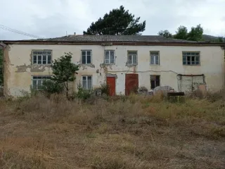 Земельный участок 2204.2 кв.м и административное здание Ахтынский район Республика Дагестан Земельный участок с кадастровым номером 05:22:000001:12535, с расположенным на нем объектом недвижимого имущества - Административное здание с КН 05:22:000001:8456, по адресу: Республика Дагестан, р-н…