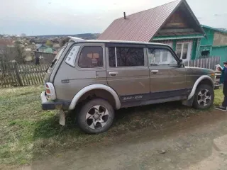 Vaz 2131 (4x4) 2002, 75 лс, полный привод. Автомобиль легковой, марка: ВАЗ, модель: 21310, VIN: XTA21310020042717, гос. рег. номер: У285МВ774, год изготовления: 2002
