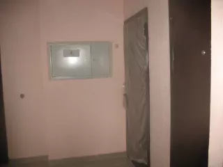 Квартира, общей пл. 52,1 кв.м., кадастровый номер 36:33:0002202:2159, этаж № 8
Расположенная по адресу: Воронежская область, г. Нововоронеж, ул. Первомайская, д. 7б, кв. 34
Ограничения: запрещение регистрации. В залоге ООО «Владпромбанк»