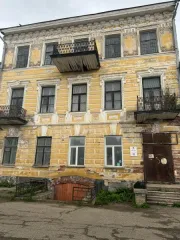 Здание Банка, 502,6 кв. м, Вологодская область, Устюженский район, г. Устюжна Здание бывшего государственного банка (объект культурного наследия федерального значения «Здание Банка», 2 пол. XIX вв.), кадастровый номер 35:19:0102004:145, площадью 502,6 кв. м., назначение: нежилое, количество этажей…