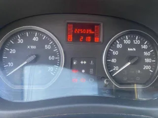 Автомобиль марки Renault модель SR 2011 г.в. VIN номер X7LBSRB1HBH402632 Список повреждений и техническое состояние: АКБ заменена в 2024г, по кузову имеются ржавчины. Необходимые ремонт: Замена масла в двигателе, замена салонного и масляного фильтров, Замена ГРМ. Авто на ходу