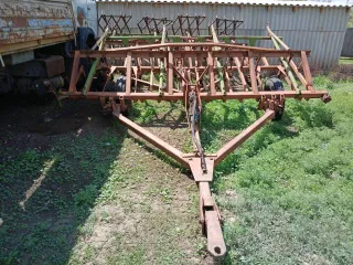 Имущественный комплекс в составе: трактор «БЕЛАРУС 82.1.57», 2003 г.в. (имеются неисправности); зерноуборочный комбайн РСМ-101 «Вектор-410», 2009 г.в. (имеются неисправности); трактор К-701, 1998 г.в. (имеются неисправности); зернометатель А-150М; очиститель семян ОВС-25 (имеются неисправности)…