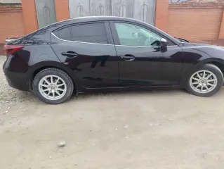 Mazda Axela 2015, идентификационный номер (VIN): Кузов BM5FP-202120, год изготовления: 2015, находится в залоге у АО «TБанк». На имущество наложены ограничения в виде запрета на регистрационные действия. Ознакомление с имуществом осуществляется по месту нахождения: Чеченская республика село…