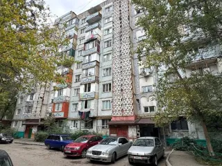 Нежилое помещение, назначение: нежилое, общая площадь 100,5 кв.м., этаж расположения: 1-й, кадастровый номер 05:40:000066:9351. Адрес (местоположение): Республика Дагестан, г. Махачкала, ул. Зои Космодемьянской, д. 48, корп. а. Общая площадь: 100.5, кадастровый номер: 05:40:000066:9351.