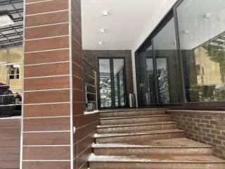 Дом 528,7 кв.м и земельные участки в Московской области. Земельный участок общей площадью 625 кв. м, кадастровый № 50:20:0050328:56, местоположение установлено относительно ориентира, расположенного в границах участка, почтовый адрес ориентира: Московская область, Одинцовский район, с/о Успенский…