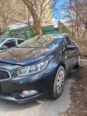 Kia Ceed 2013, 129 л.с., 247900 км, АКПП. Kia JD (CEE'D) 2013, VIN XWEHN812BD0002192. Пробег 247 тыс. Со слов собственника, технического обслуживания требует подвеска, в остальном удовлетворительном техническом состоянии. Более подробное техническое состояние выясняйте самостоятельно в ходе…