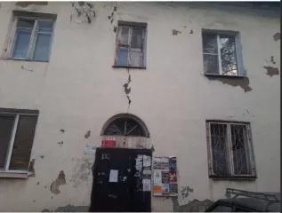 Доля квартиры 49,1 кв. м в Свердловской области. 1/3 доля квартиры, площадь 49,1 кв. м, назначение: жилое, этаж: 2. Адрес: Россия, Свердловская область, г. Нижний Тагил, ул. Землячки, д. 10, кв. 12. Кадастровый номер: 66:56:0000000:14868.