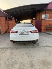 Toyota Camry 2022 года выпуска, VIN: LVGBC74K1NG615995