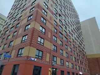 Жилое помещение 93,8 кв. м по адресу: г. Москва, ул. Маресьева, д. 12, корп. 2, кв. 109, этаж 14. Кадастровый номер: 77:16:0010105:31957.