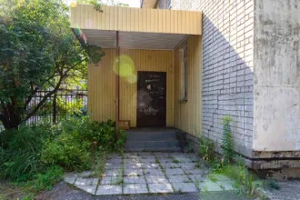 Нежилое помещение 146.1 кв. м, Липецкая область, г. Липецк, ул. Центральная, д.17, пом.1. Назначение: нежилое, наименование: помещение №1, площадь 146,1 кв. м., этаж №1, кадастровый номер: 48:20:0038501:4542. О чем в Едином государственном реестре недвижимости 08.04.2013 г. сделана запись о…