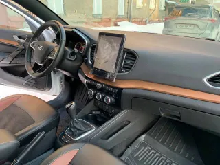 Автомобиль Lada Vesta 2023 года выпуска, мощность 106.1 л.с., пробег 50000 км. VIN: XTAGFL110R0735192. Имущество находится в залоге.