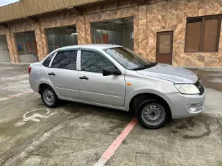 Легковой автомобиль Lada (ВАЗ) Granta, 2013 года выпуска, VIN – XTA219010D0190395. Регистрационные действия в ГИБДД и снятие обеспечительных мер покупатель производит самостоятельно.