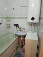 1/9 доли квартиры, 64.5 кв.м жилой дом, Новосибирская обл. Жилой дом, площадь 64,5 кв.м., назначение: Жилой дом, адрес (местонахождение): 630553, Новосибирская обл, Новосибирский р-н, село Новолуговое, ул Железнодорожная, д 16, кв 1, кадастровый (условный) номер: 54:19:140139:830. Находится в…