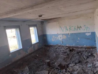 1/2 доли здания 188.3 кв.м и земельного участка 587 кв.м, с. Каратузское, Красноярский край. 1/2 доля здания и 1/2 доля земельного участка в Красноярском крае, ещё 1/2 доля здания и 1/2 доля земельного участка в Красноярском крае, Земельный участок, площадь 587 +/- 17 кв.м, адрес (местонахождение)…