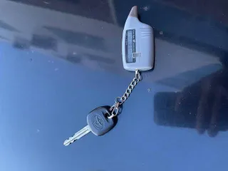 Toyota Corolla 2010 года, 124 л.с., пробег 313500 км. VIN JTNBV58E70J094147, модель двигателя 1ZR 0624980, объем 1598 см³, разрешенная масса 1745 кг, снаряженная масса 1290 кг. Транспортное средство является предметом залога. Рекомендуется личный осмотр перед участием, автомобиль находится на…