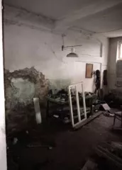 Помещение. Кадастровый номер: 66:61:0213003:3146. Площадь: 587,9 кв.м. Адрес: Свердловская обл., г. Серов, ул. Кузьмина, д. 92, строен. 5. Назначение: нежилое. Этаж: 1. Земельный участок. Кадастровый номер: 66:61:0213003:376. Площадь: 2140 кв.м. Адрес: Свердловская обл., г. Серов, ул. Кузьмина, 92…