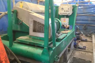 Гидравлический верхний привод СВП Drillmec HTD250C с гидравлическим силовым блоком (ГСУ) системы верхнего привода, производства Drillmec S.p.A (Италия, 2018 года выпуска, в сборе, для буровых установок, в т.ч. мобильных).