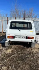 ВАЗ 2121 1993 года, без госномера, VIN XTA212100R1028856. Автомобиль имеет следы эксплуатации такие как потертости лакокрасочного покрытия на кузове автомобиля, имеются загрязнения подкапотного пространства и салона автомобиля. Возможны срытые дефекты. Претендентам перед подачей заявки проверку…