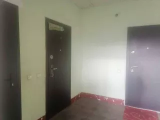 ¼ доля в праве общей долевой собственности на жилое помещение. Кадастровый номер: 22:49:020105:3808. Адрес: Россия, Алтайский край, Топчихинский район, село Топчиха, переулок Лесной, дом 2а, квартира 6. Площадь: 42.2 м².