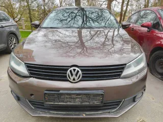 Volkswagen Jetta, 2014 года, 105 лс, 222000 км, АКПП, XW8ZZZ16ZEN916222. 222 тыс. Со слов собственника: сломана левая пружина, передняя подвеска требует замены. Более подробное техническое состояние выясняйте самостоятельно в ходе осмотра. Организатор торгов нюансами технического состояния не…
