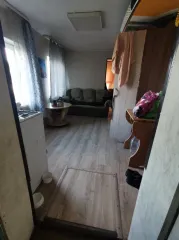 1/14 доли жилого дома 40,6 м² и аренда участка 948 м², Березники, Пермский край. Доля в праве на жилое здание, площадь: 40,6 кв.м., кадастровый номер: 59:03:0000000:7703, и право аренды на земельный участок, площадь: 948 кв.м., категория земель: земли населенных пунктов, разрешенное использование…