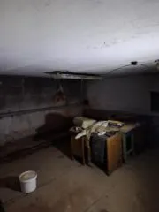 Нежилое помещение площадью 414,4 кв.м, кадастровый номер 03:24:032602:3703, адрес: Республика Бурятия, г. Улан-Удэ, ул. Приречная, д. 2В (подвальное помещение). Вид ограничений и обременений: запрет на регистрационные действия. Назначение нежилого помещения: нежилое.