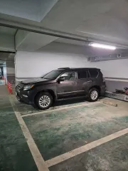 LEXUS GX460, 2014 г.в., VIN - JTJJM7FX605088669, рег. № М272СУ65. Автомобиль находится в г. Южно-Сахалинск, ул. Пуркаева д. 51