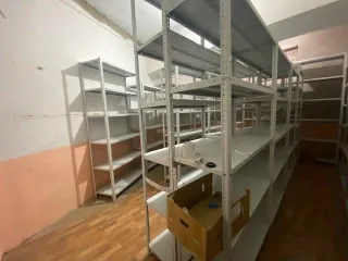 Нежилые помещения магазины общей площадью 269.9 кв.м., Республика Башкортостан, Нежилое помещение (магазин, этаж 1) - 96,3 кв. м, нежилое помещение (магазин, этаж 1) - 173,6 кв. м, адрес: Республика Башкортостан, г. Уфа, Демский р-н, ул. Левитана, д. 38, имущество (28 поз.), кадастровые номера…