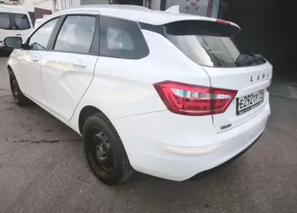 LADA VESTA 2020 Продажа транспортного средства Легковые автомобили LADA VESTA (VIN) XTAGFK110LY403803 Марка: LADA Модель: VESTA Привод: Передний Объем двигателя: 1596.0 Мощность двигателя: 106.1 Экологический класс: 5 Пробег: 160372 Государственный регистрационный знак: Е292ТР799 Коробка передач…