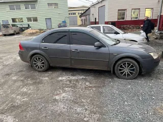 Ford Mondeo 2004 Avtomobil' Ford Mondeo 2004 goda vypuska, gosudarstvennyy registratsionnyy znak: U410UX174, VIN: WF04XXGBB44E32058. Avtomobil' nakhoditsya v zaloge u PAO «Bank VTB». Imushchestvo prodayetsya v tom vide, komplektnosti i sostoyanii, v kakom ono est' na moment provedeniya torgov…