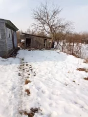 3/4 доли в здании, площадь 38.5 кв.м., назначение: жилое, количество этажей: 1, кадастровый (условный) номер: 35:26:0205007:106. Адрес (местонахождение): Россия, Вологодская область, р-н. Сокольский, г. Сокол, пер. Станционный, д. 30
3/4 доли земельного участка, площадь 946 кв.м., назначение…