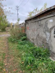 Гараж, 8.8 кв.м, г. Курган с кадастровым номером: 45:25:020813:3092 площадью 8,8 кв.м, по адресу: Россия, г. Курган, ГСК 52, 22А. Внутри гаража ничего не находится, провалена крыша, нет полов, отсутствуют (утеряны) ключи, доступа в гараж нет.