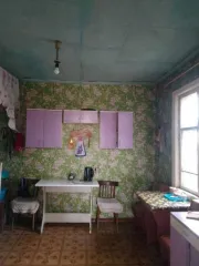 1/4 доля квартиры и 1/4 доля земельного участка в Красноярском крае. Еще 1/4 доля квартиры и 1/4 доля земельного участка в Красноярском крае. Еще 1/4 доли земельного участка площадью 1400 кв.м., назначение: Земли населённых пунктов. Адрес: Россия, Красноярский край, Ужурский район, п. Приреченск…