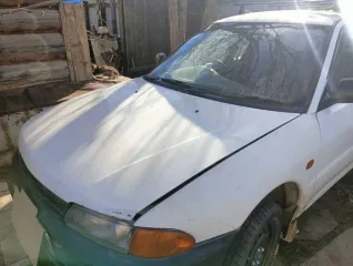 Mitsubishi Libero, 2001 года, 85 лс, 241263 км, АКПП. Легковой автомобиль, марка: Mitsubishi, модель: Libero, год изготовления: 2001, цвет: белый, VIN: отсутствует, ПТС: 25 УА 240132, г/н: М130АХ75, кузов CB2V № 0704116.