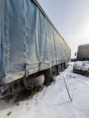 Shmits S01 полуприцеп с бортовой платформой 1996 полуприцеп с бортовой платформой. Марка, модель: Shmits S01. Идентификационный номер (VIN): WSMS6980000080995. Год изготовления: 1996