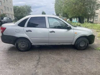Lada Granta 2015 года, 87 лс, 150000 км, АКПП Автомобиль легковой, модель Lada GRANTA, 2015 г., VIN XTA219030F0356647. Имущество находится в залоге у ПАО "Сбербанк России". Пробег уточнять при осмотре.