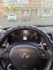 Инфинити G35 2008 года, 316 л.с., пробег 350000 км, полный привод, АКПП. VIN: JN1BBNV36U0400174, госномер К349УР70. Автомобиль не заводится при заряженном аккумуляторе.