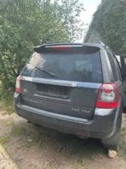 Land Rover Freelander 2009 года, 160 лс. Автомобиль Land Rover Freelander 2, 2009 года выпуска, VIN SALFA2BB8AH150564, цвет темно-серый.