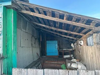 Жилой дом 48.3 кв.м и земельный участок 1777 кв.м, Самарская область. Адрес дома: Россия, Самарская область, Исаклинский район, село Ключи, улица Ленинская, дом 51. Кадастровый номер дома: 63:19:0206004:517. Земельный участок площадью 1777 +/- 15 кв.м расположен по адресу: Самарская область…