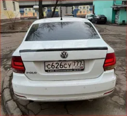 Volkswagen Polo 2016 года выпуска, VIN: XW8ZZZ61ZHG009173, кузов: XW8ZZZ61ZHG009173, цвет кузова: белый. Двигатель: номер CWV 204121, объем 1598 см³, мощность 110 л.с. (81 кВт). Экологический класс 5, тип: легковой автомобиль.