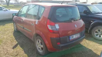 Renault Megane Scenic 2004 года, красного цвета, иностранный регистрационный знак SMI31095. Комплектуется свидетельством и ключом. Имеет признаки эксплуатации, видимые дефекты и механические повреждения. Возможны скрытые повреждения и дефекты. Реализуется в качестве годных остатков.